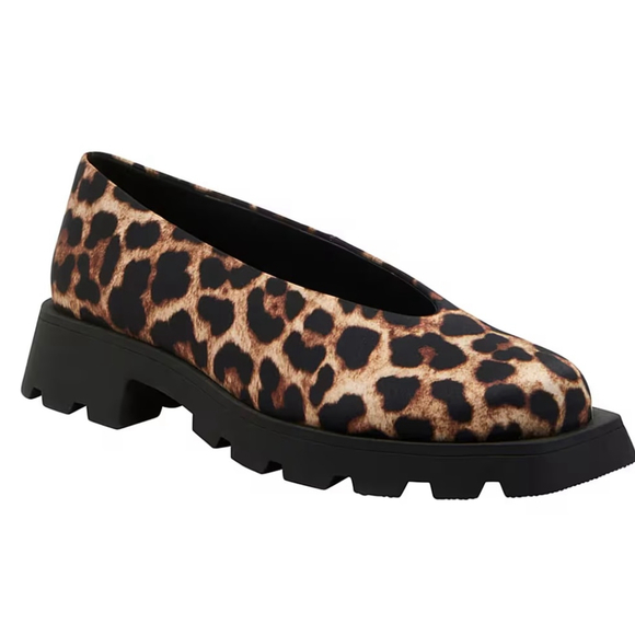 Katy Perry Shoes - Women's Katy Perry Leopard Print Slip-On Flats 5 Brown Black